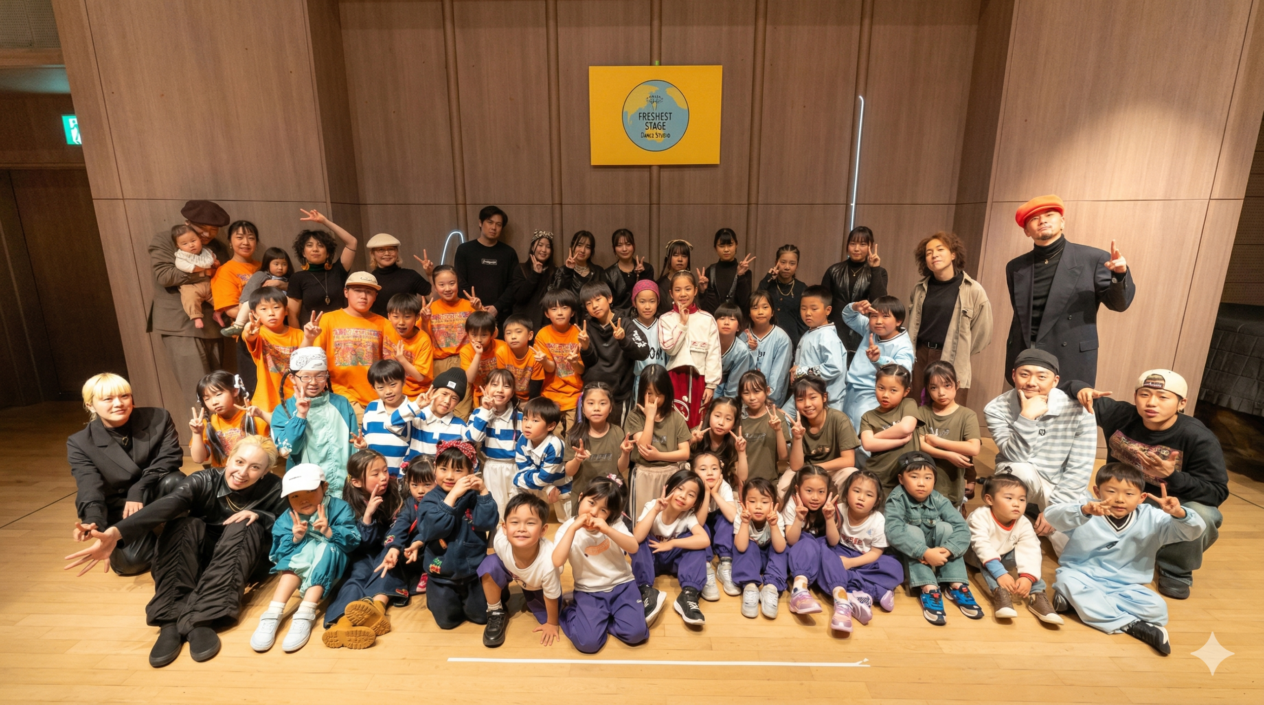 神戸・新神戸のキッズダンススクール FRESHEST PEACE DANCE SCHOOLの生徒と講師