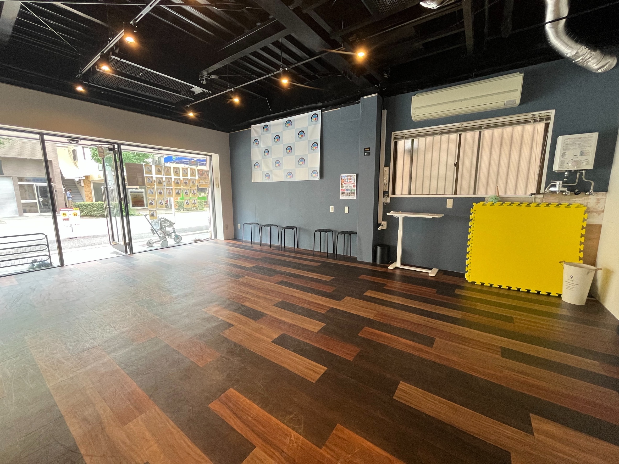 神戸市中央区・新神戸のFRESHEST PEACE DANCE SCHOOLスタジオ